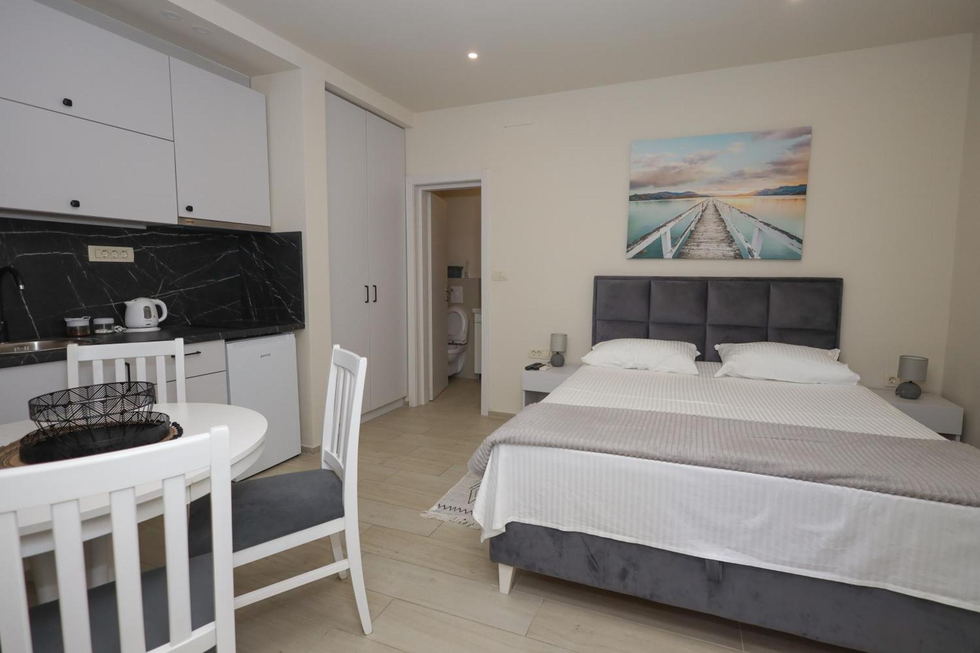 Apartments Milanovic Herceg Novi Zimmer foto
