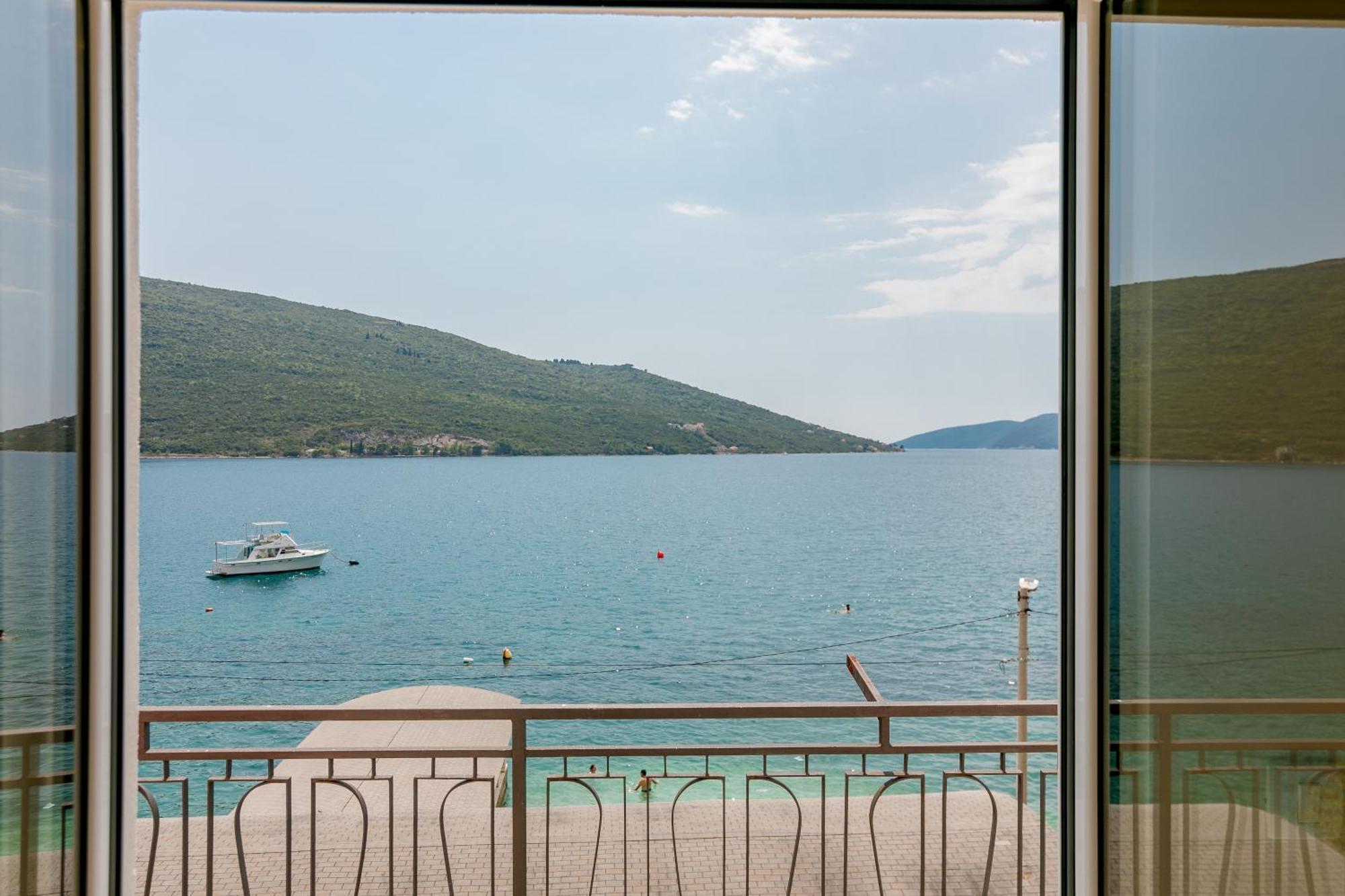Apartments Milanovic Herceg Novi Zimmer foto