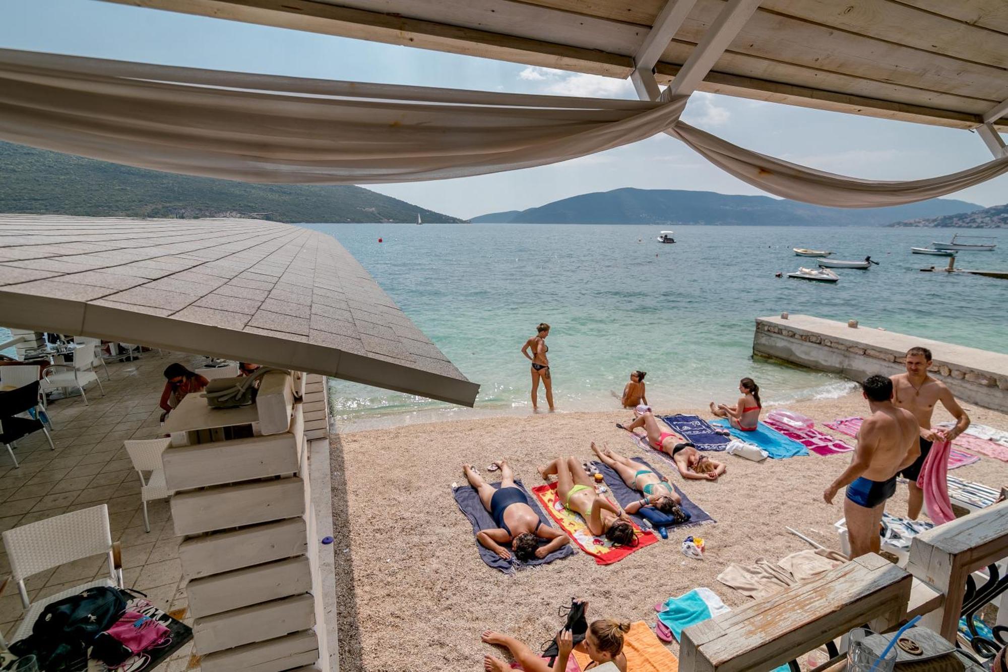 Apartments Milanovic Herceg Novi Zimmer foto