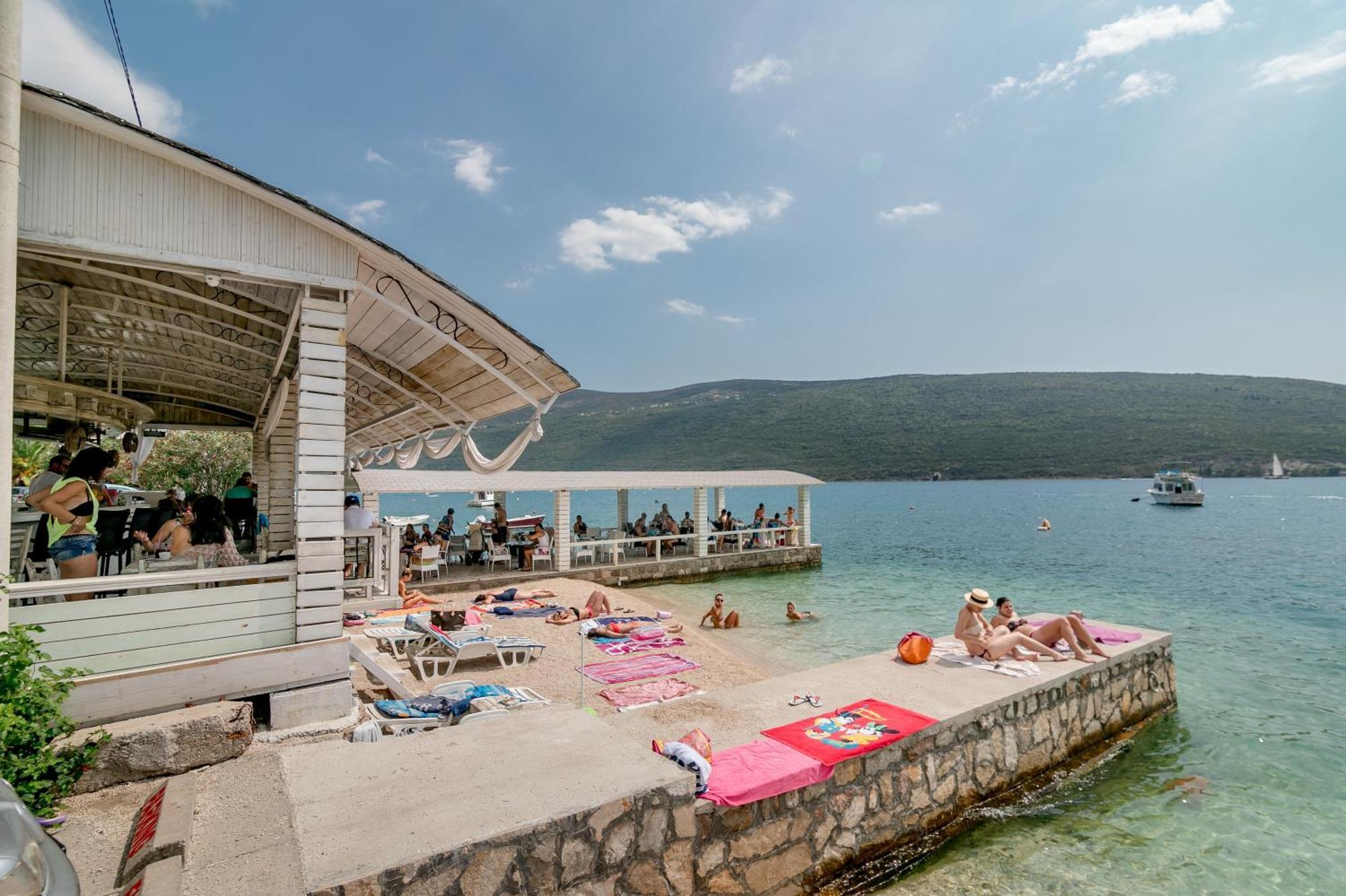 Apartments Milanovic Herceg Novi Zimmer foto