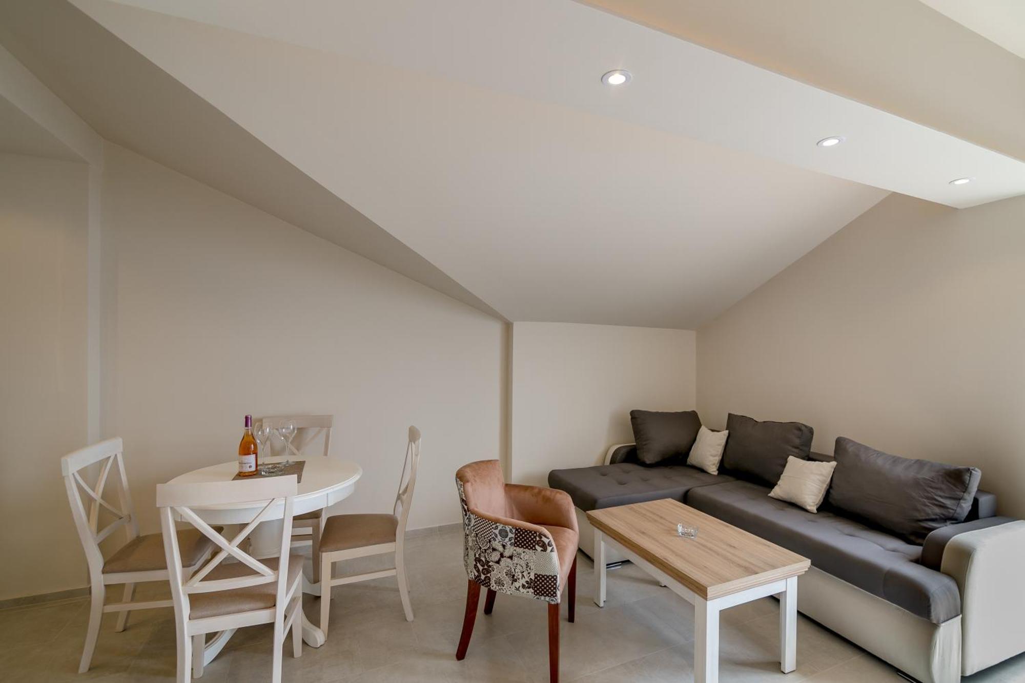 Apartments Milanovic Herceg Novi Zimmer foto